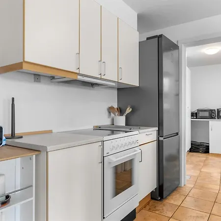 度假居 Skarthi - 300m From The Sea By Interhome *