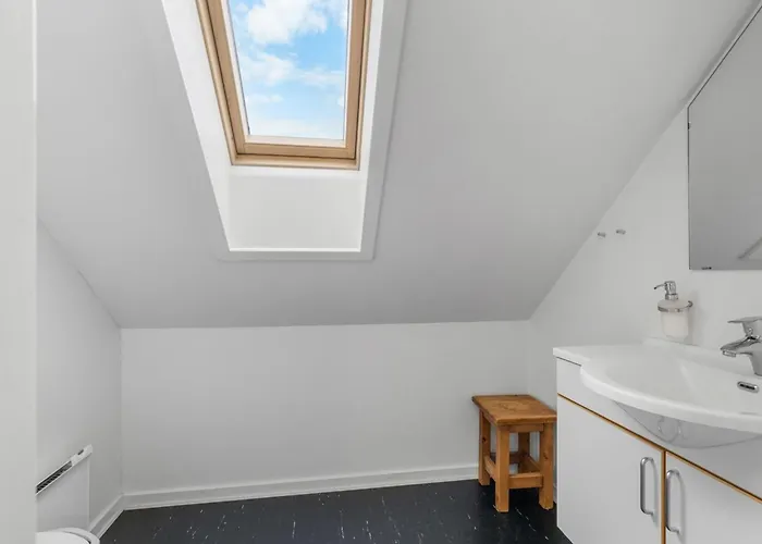 Skarthi - 300m From The Sea By Interhome