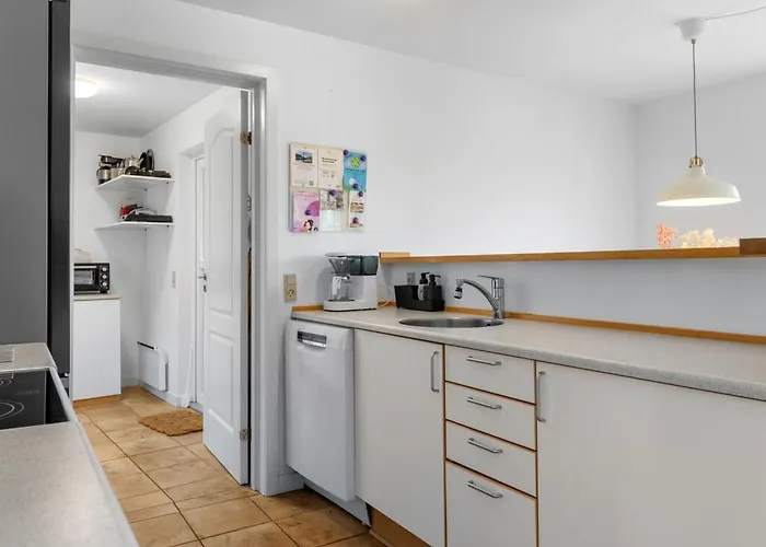 Skarthi - 300m From The Sea By Interhome *